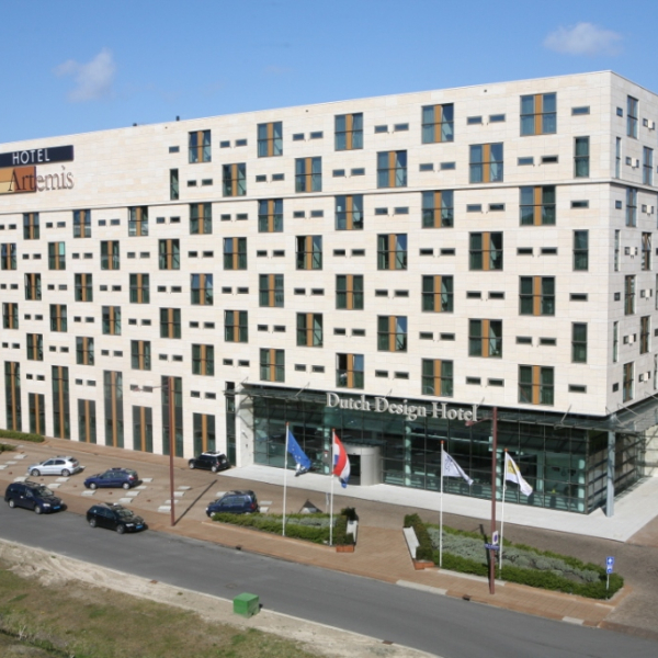 hotel1.jpg